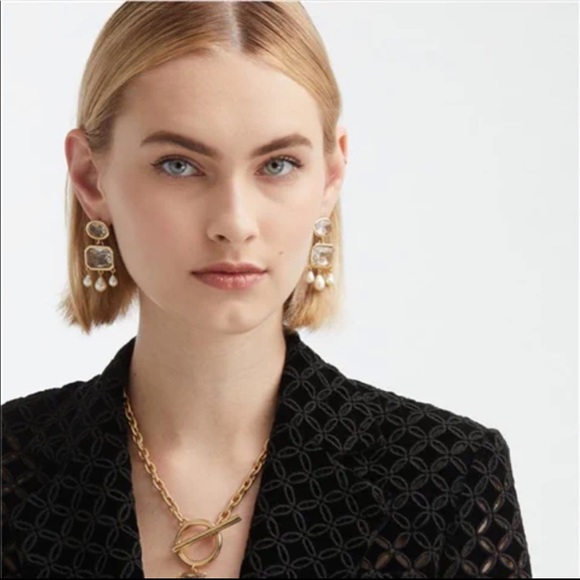 Oscar de la Renta Chandelier Earrings with Pearl Drops - Picture 4 of 6